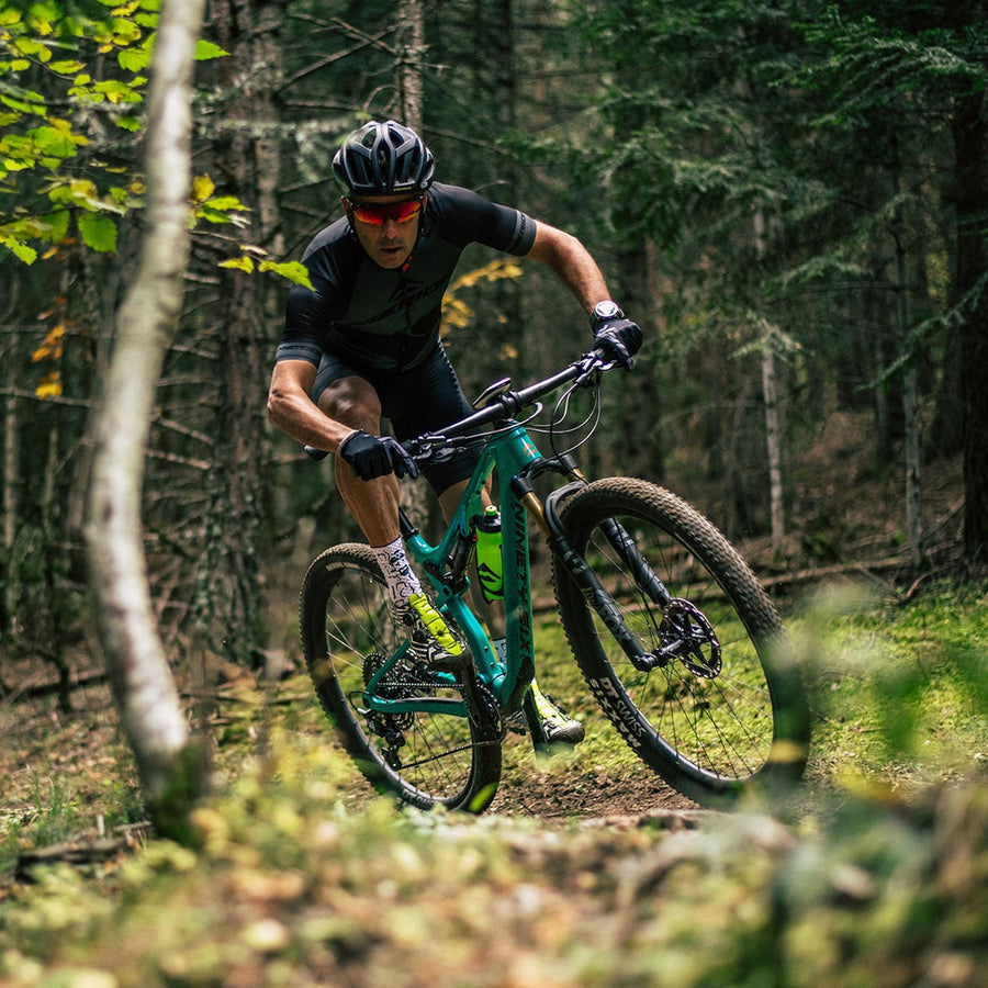 Cross Country Dual Suspension Mountain Bikes