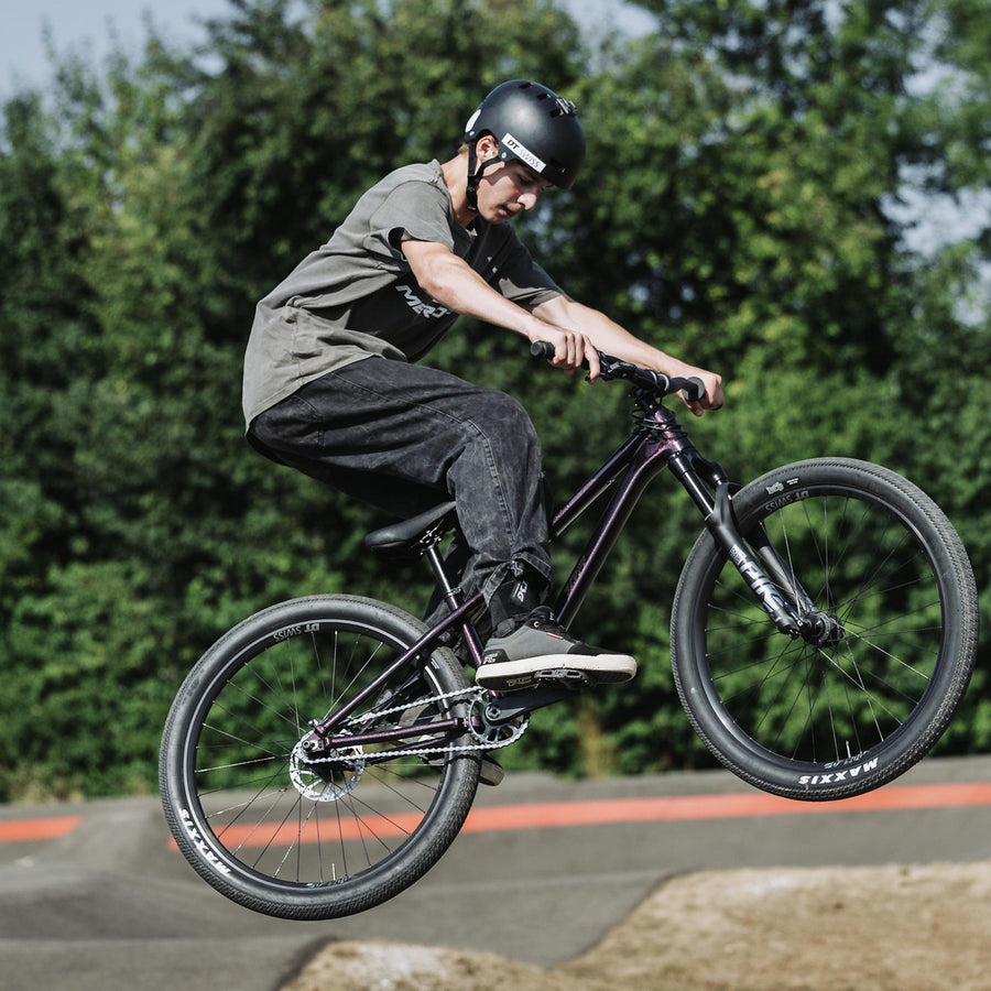 Dirt Jumper Mountain Bikes