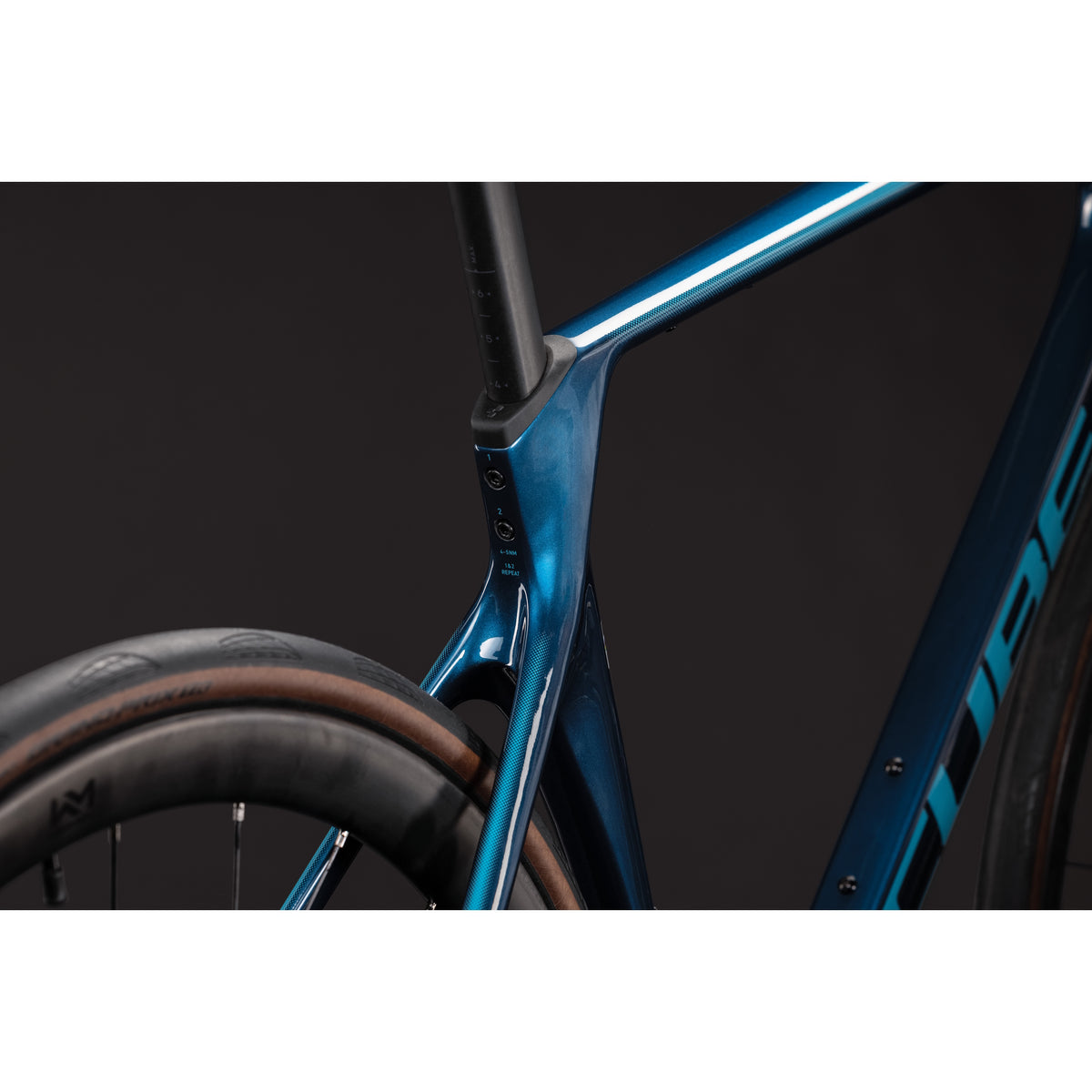 Cube Agree C:62 ONE Race Road Bike Midnightteal'n'Sea