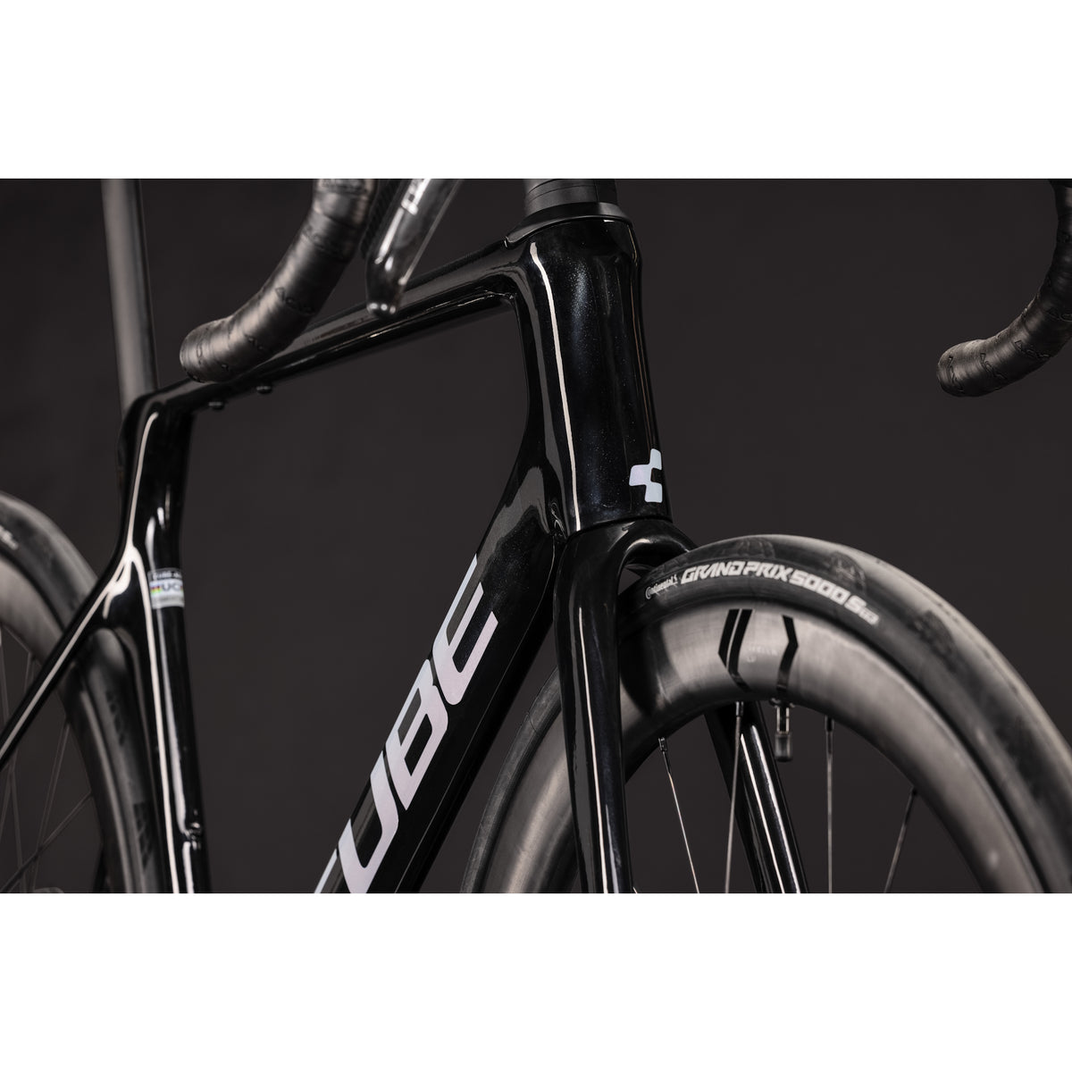 Cube Agree C:62 SLT AXS Road Race Bike Blackpearl'n'Switchwhite
