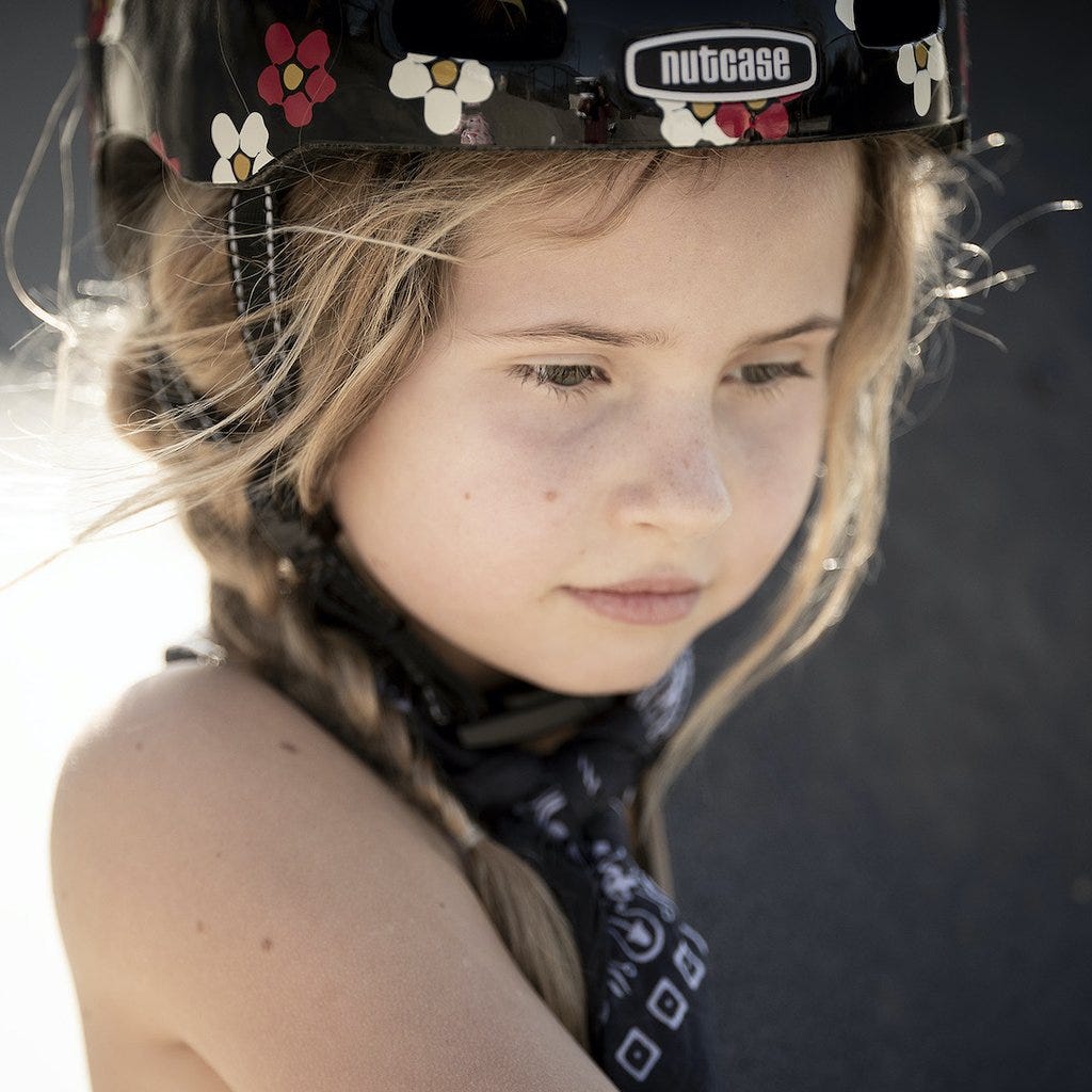 Nutcase Street Fun Flor-All MIPS Helmet