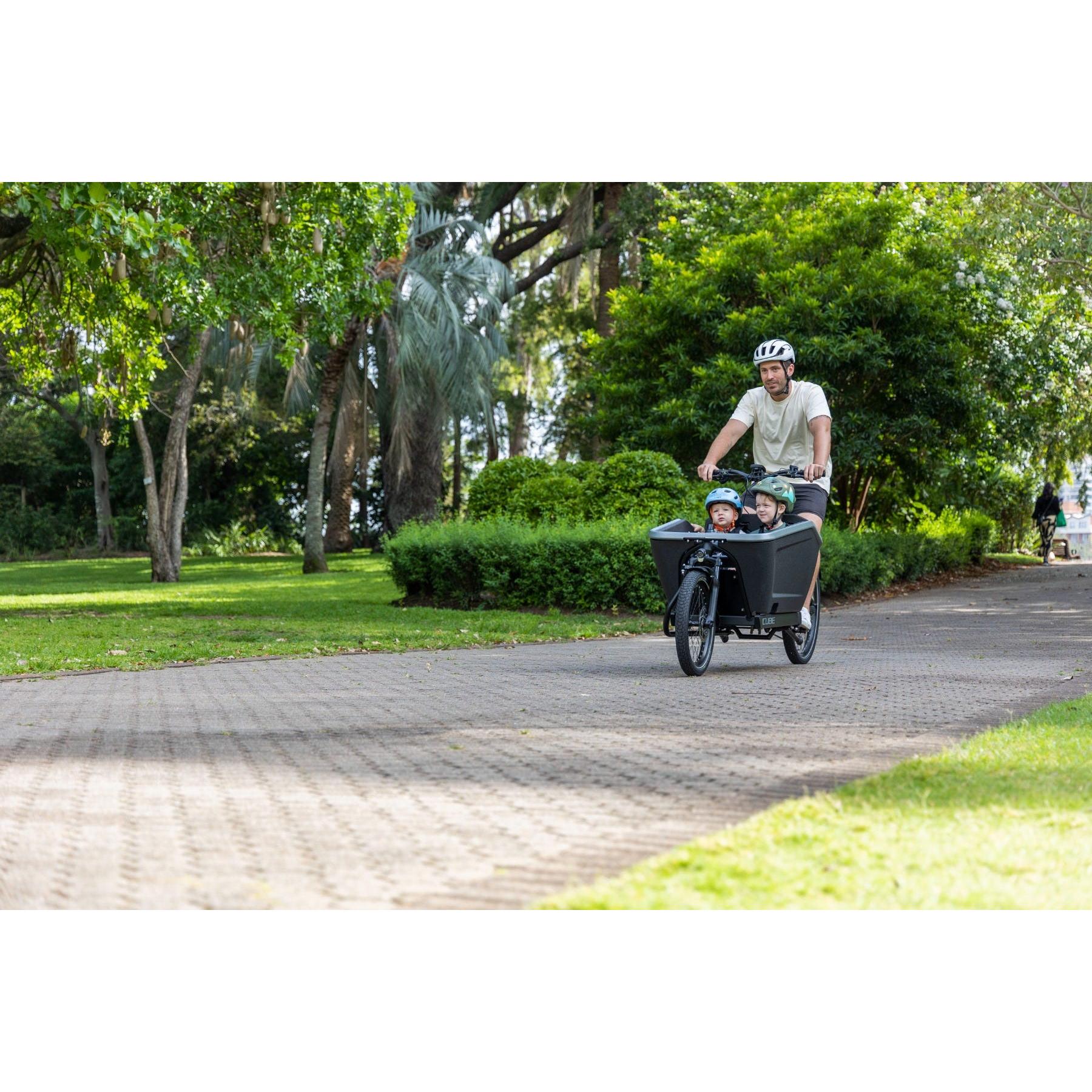 Cube Cargo Sport Hybrid 500 Electric Cargo Bike Flash White/Black