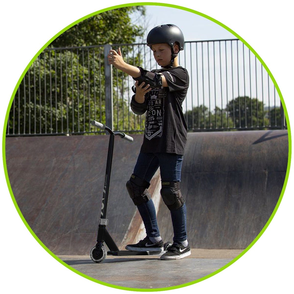 MGP Kick Pro Kids Scooter Black/Silver