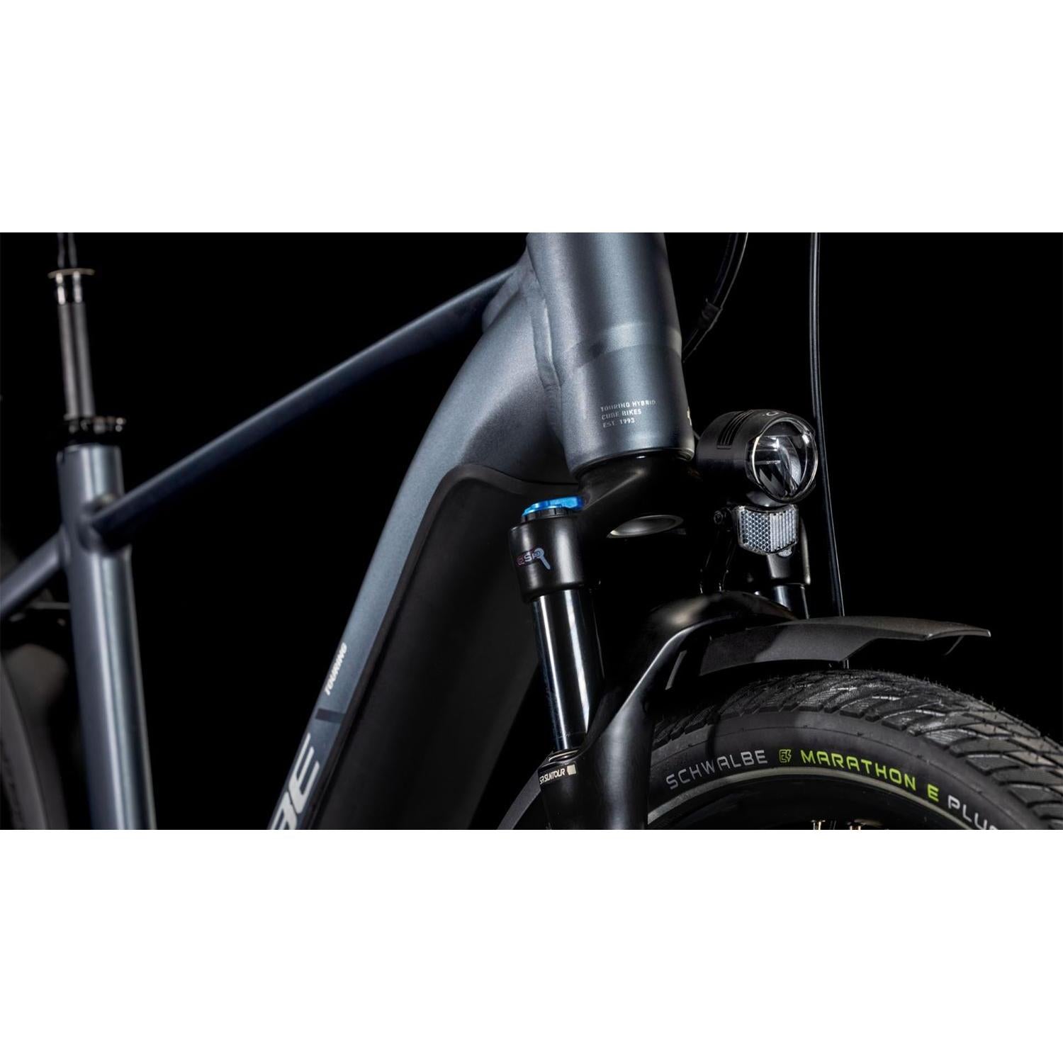 Cube Touring Hybrid Pro 625 Electric Hybrid Bike Metallicgrey'n'Chrome