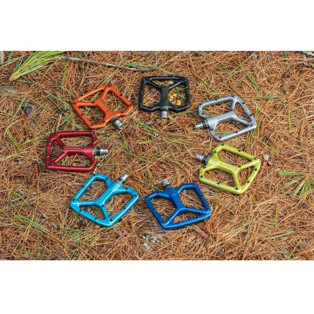 FUNN Python V2 Flat Pedals Orange