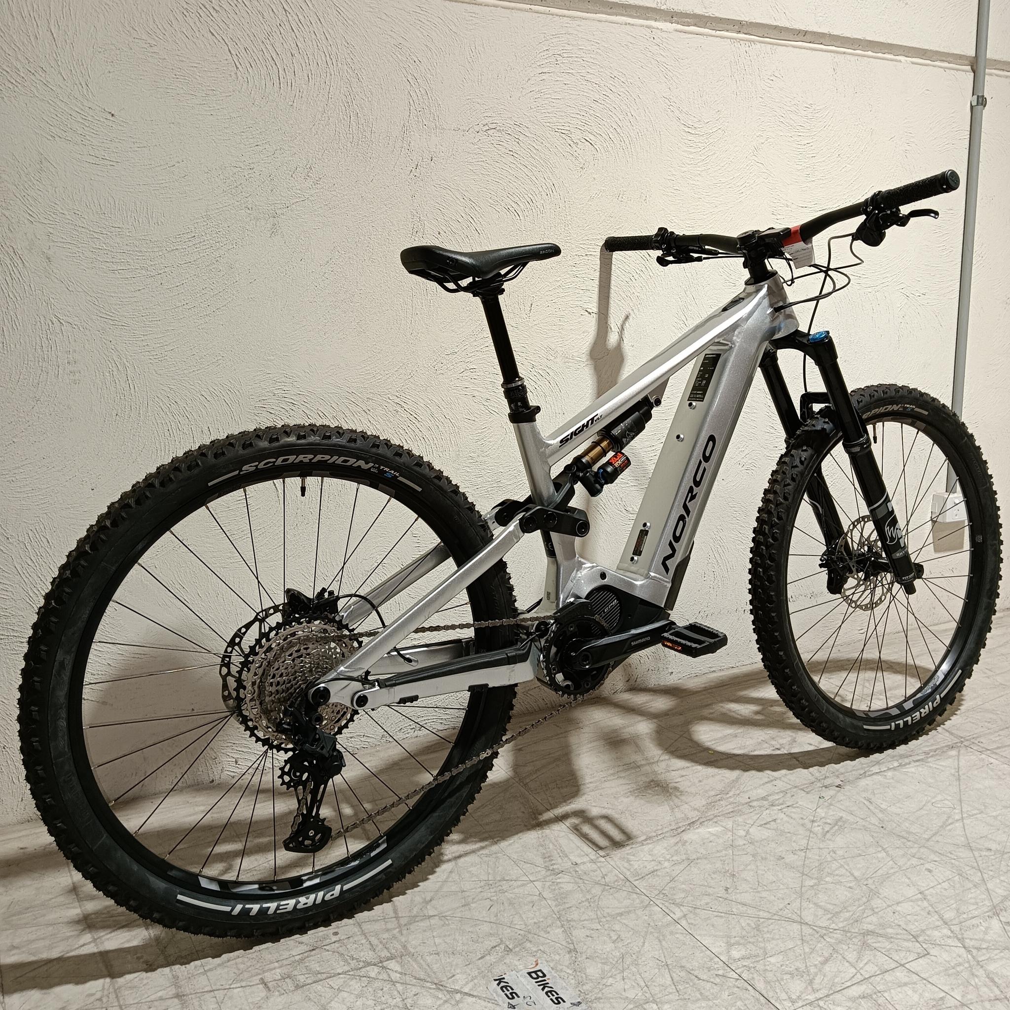 EX-DEMO Norco Sight VLT A1 Electric Enduro Bike 720Wh Battery Silver/Black (Medium)