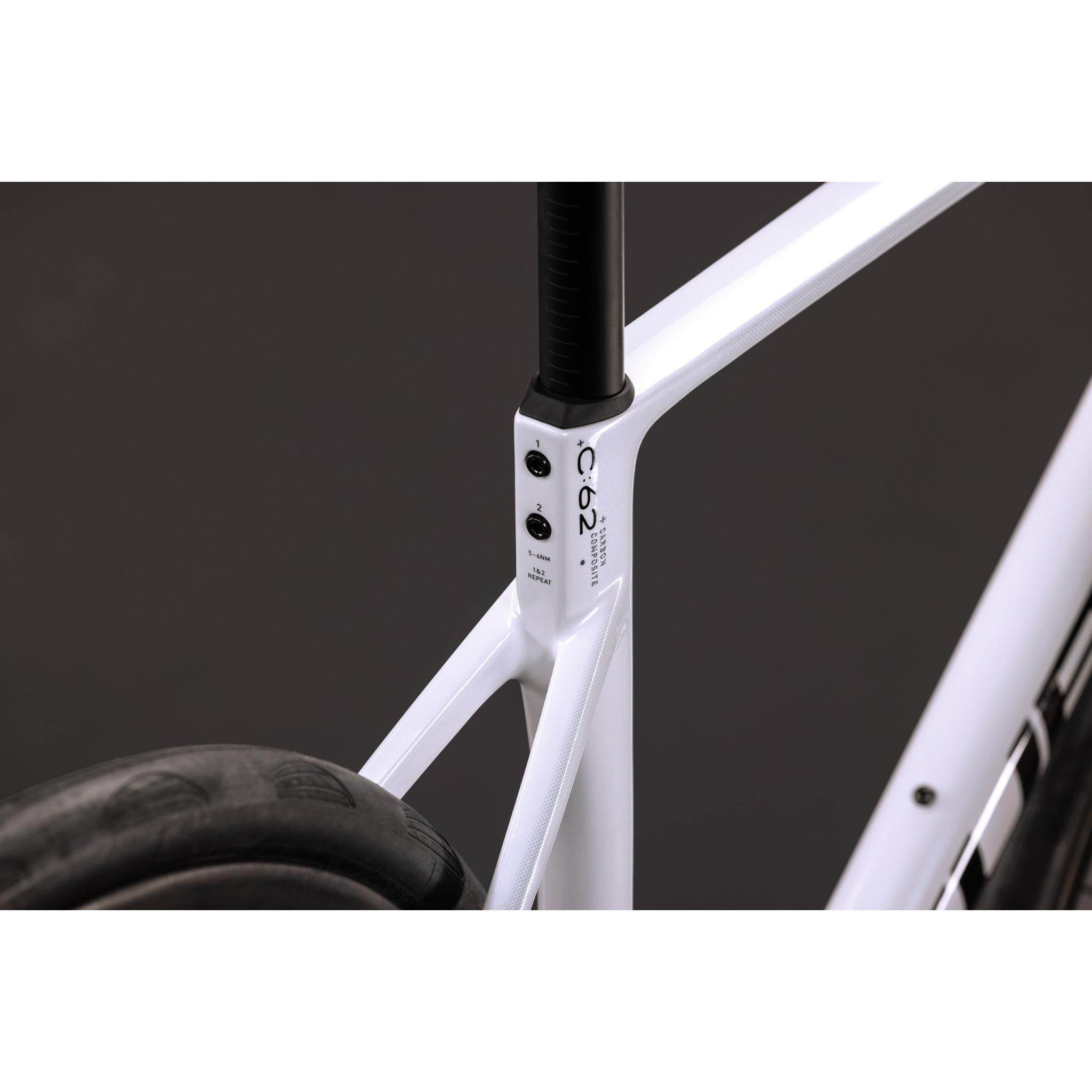 Cube Attain C:62 SLX Road Bike Metallic White'n'Black