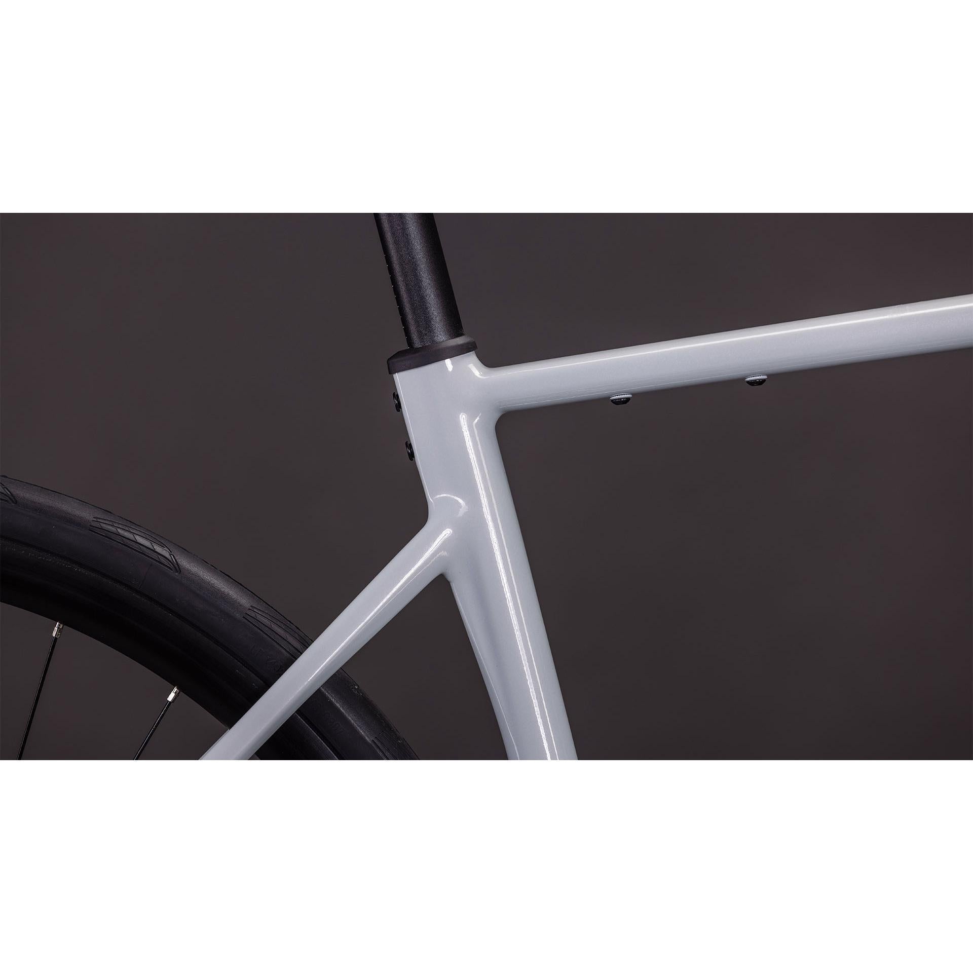 Cube Attain Race Road Bike Foggrey'n'Shift
