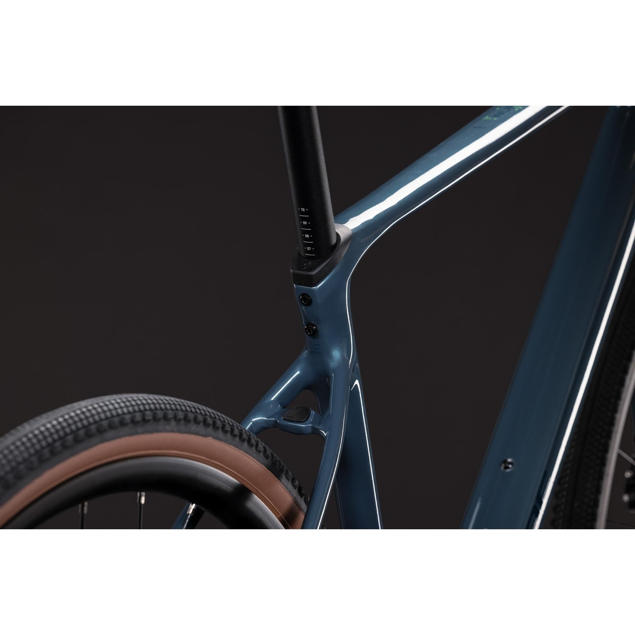 Cube Nuroad Pro Gravel Bike Taiga'n'Blue