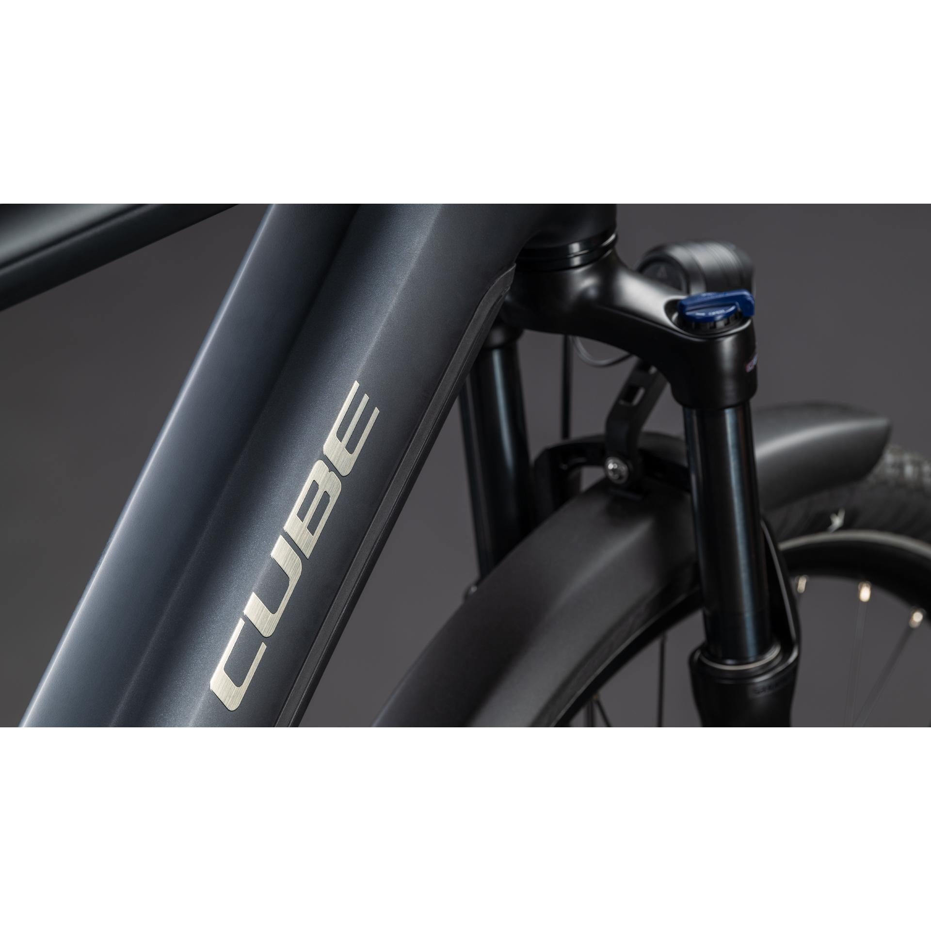 Cube Touring Hybrid ONE 600 Electric Hybrid Bike Coal'n'Chrome