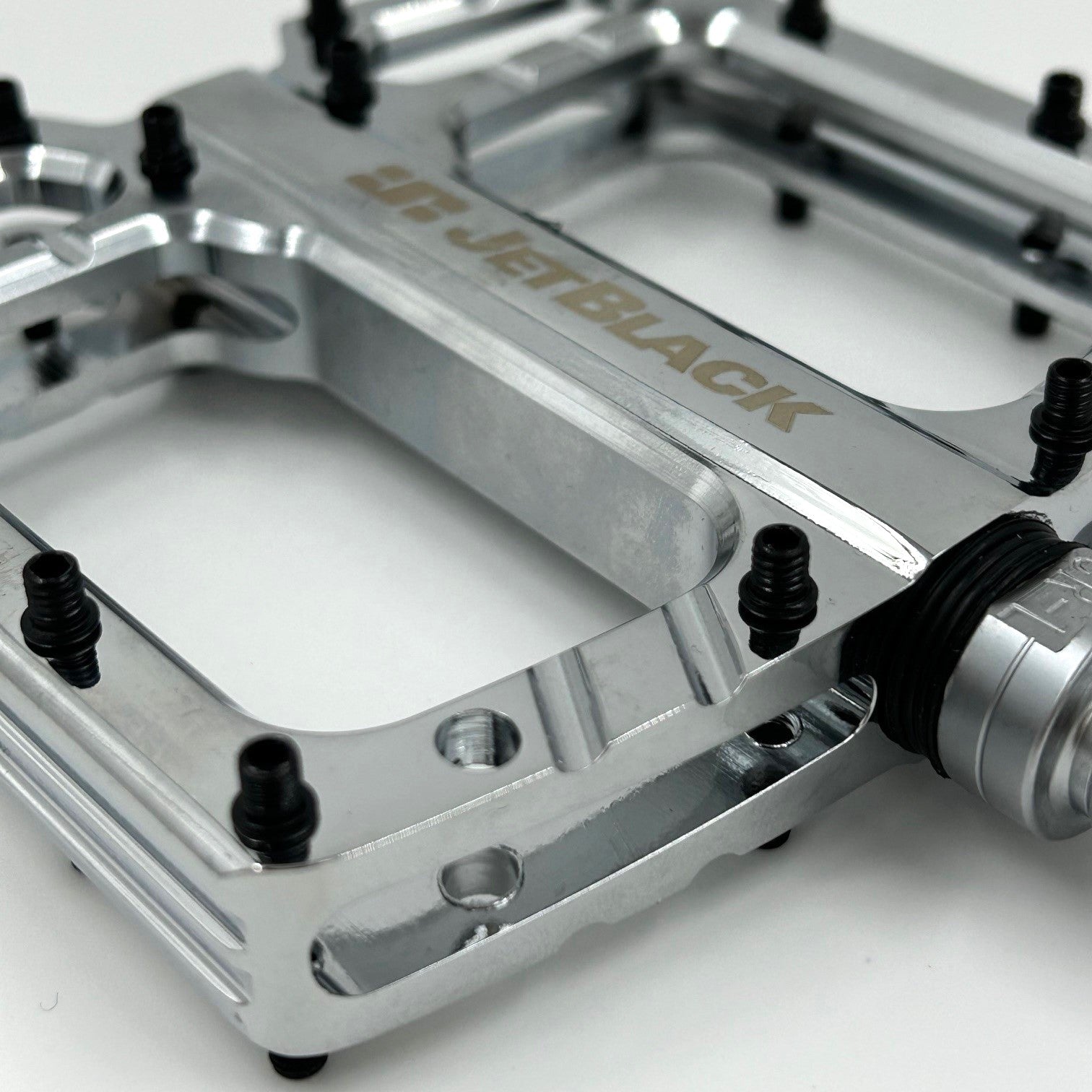 JetBlack Ultralite Low Profile MTB Pedals Chrome