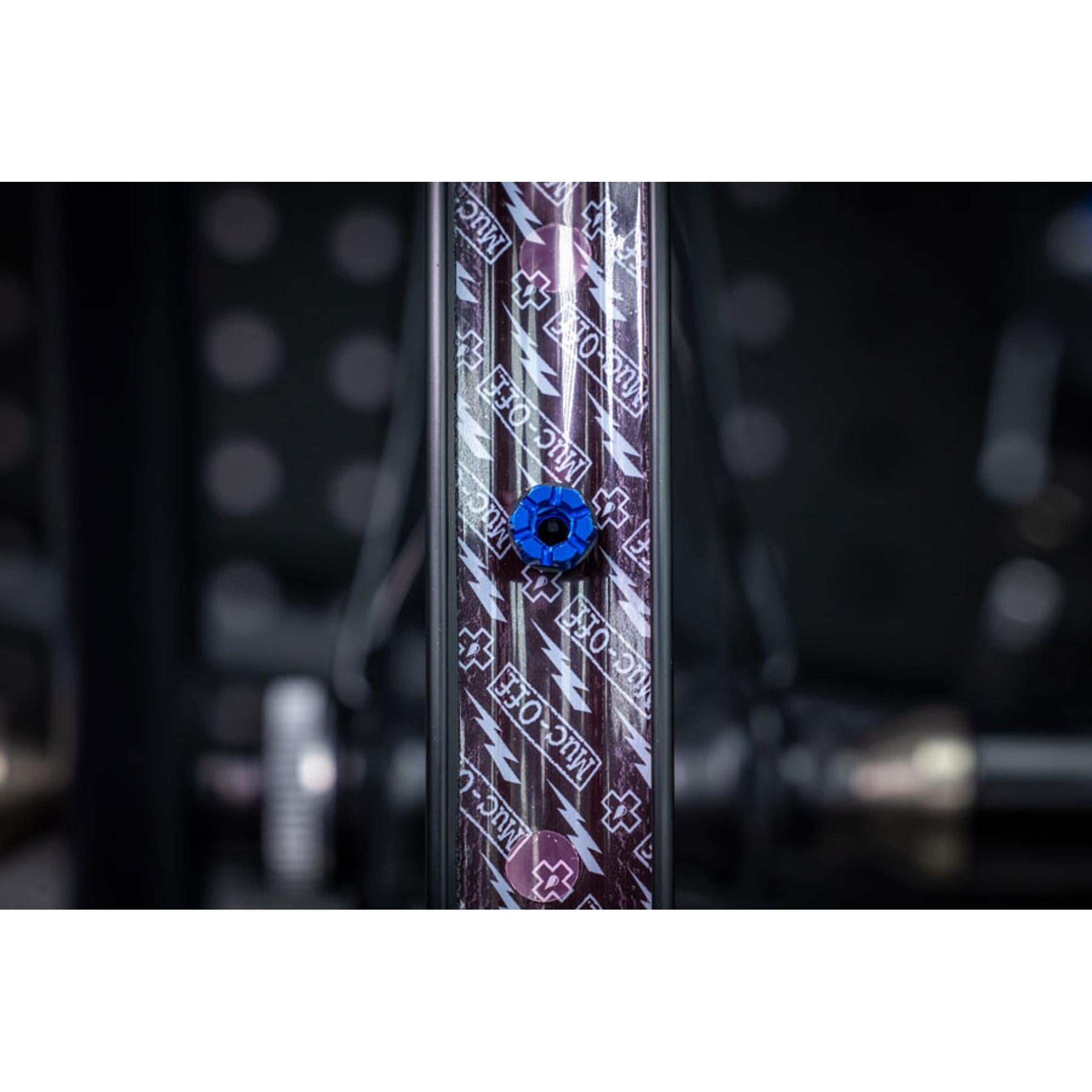 Muc-Off v2 Tubeless Presta Valve Kit 44mm Blue