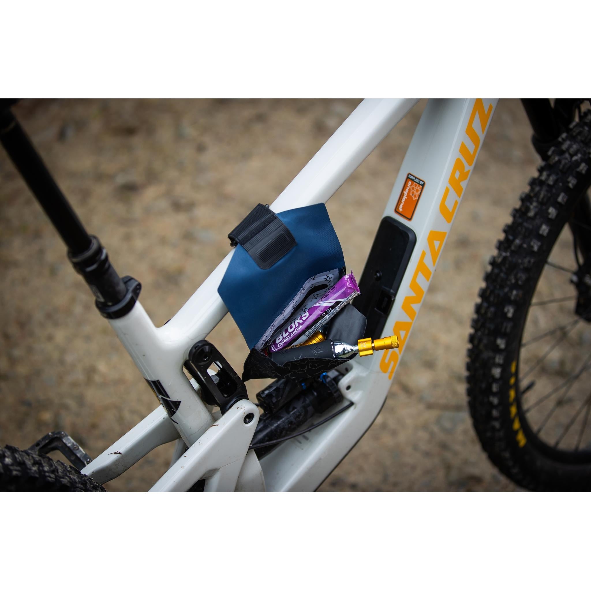 Peatys Holdfast Trail Tool Wrap Moss Green