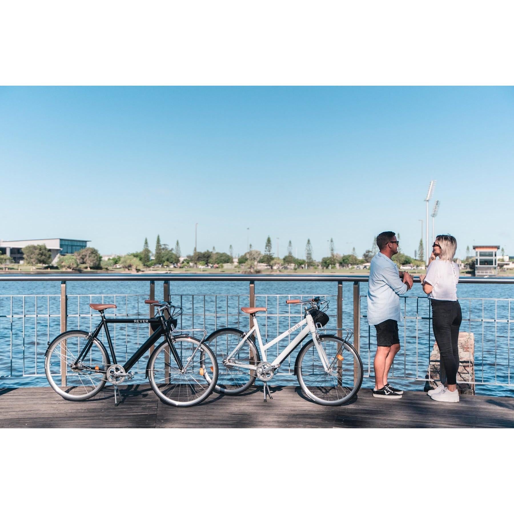 Rever Vintage Electric Bike Black