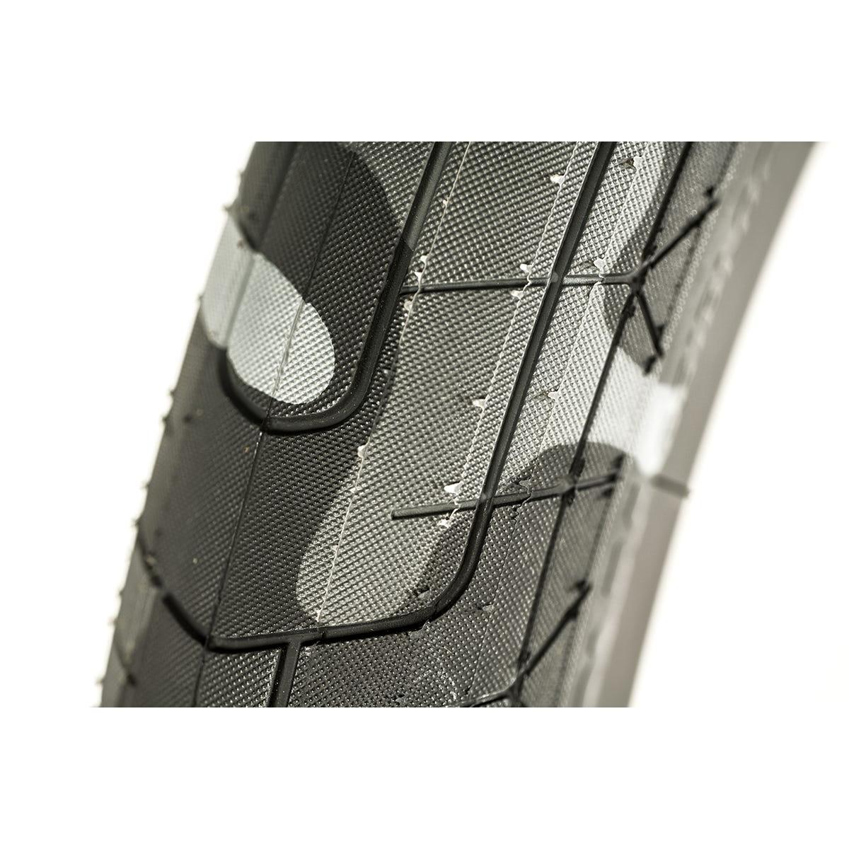 Colony Grip Lock Tyre 20 x 2.20 Brown/Grey