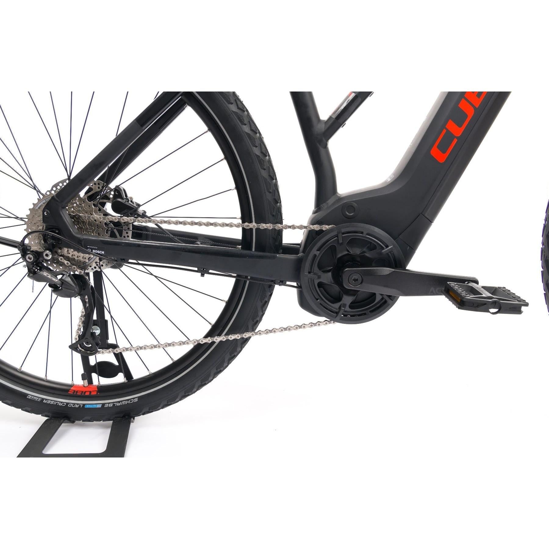 Cube Nature Hybrid ONE 400 Electric Hybrid Bike Black/Red