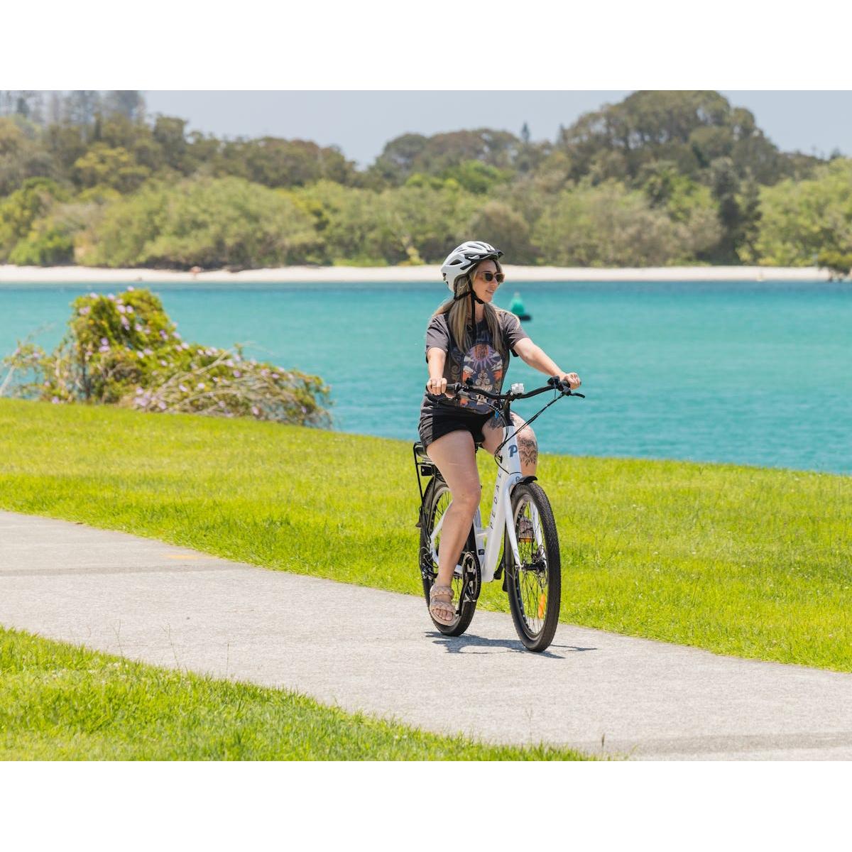 Pedal Comet 3 Disc Electric Hybrid Bike Charcoal